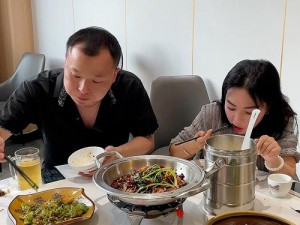 老公领导夫妻请我们夫妻吃饭—老公领导夫妻宴请我们夫妻